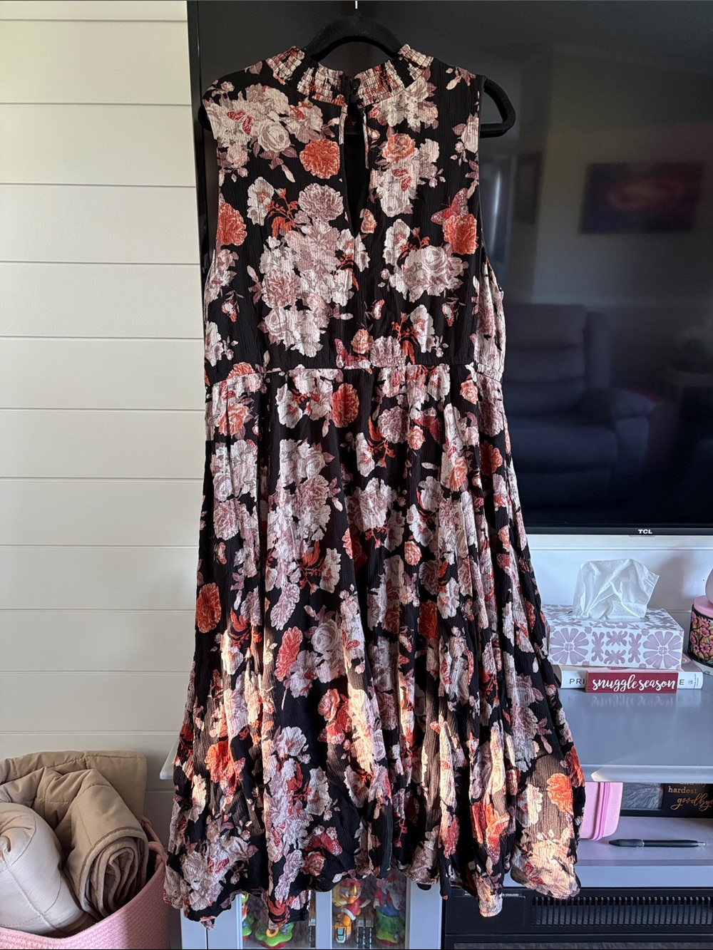 Torrid Midi Gauze Mock Neck Floral Sleeveless Dress in Black and Coral - Picture 7 of 9